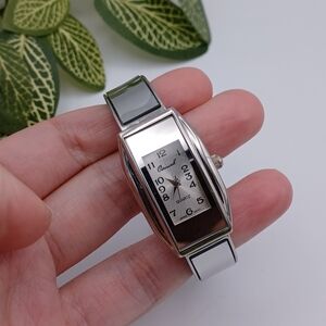Wrist Watch With Mirror Band